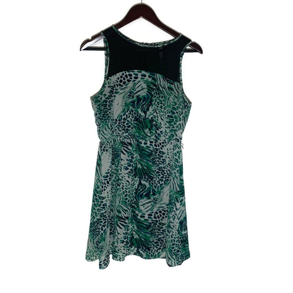 ☀️ Kensie animal print dress Medium